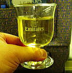 ビジネスクラス～ウェルカム・シャンペンで乾杯なのだ！