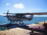 遊覧飛行の水上飛行機